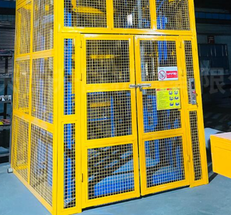 龙井货梯可以安装在室外吗